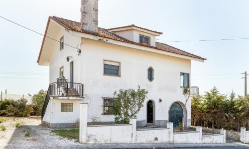 Fachada Moradia no Cartaxo Equipa Gameiro KW Ábaco