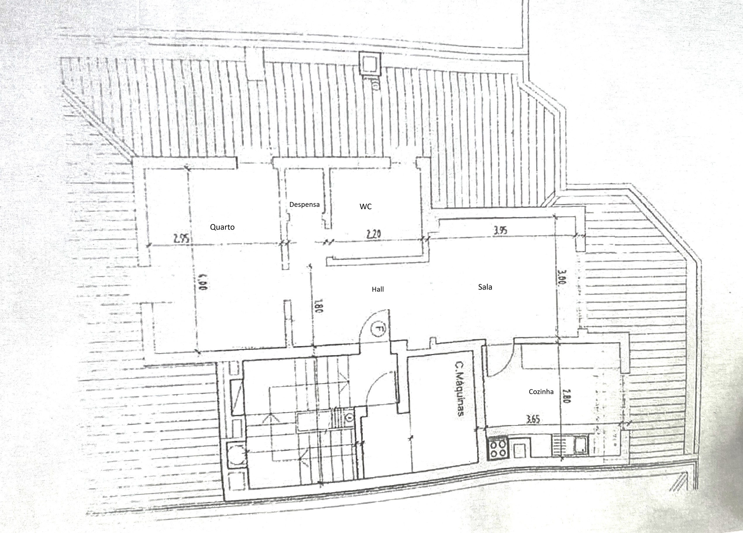 T1 pronto a habitar com estacionamento no centro de Campo de Ourique